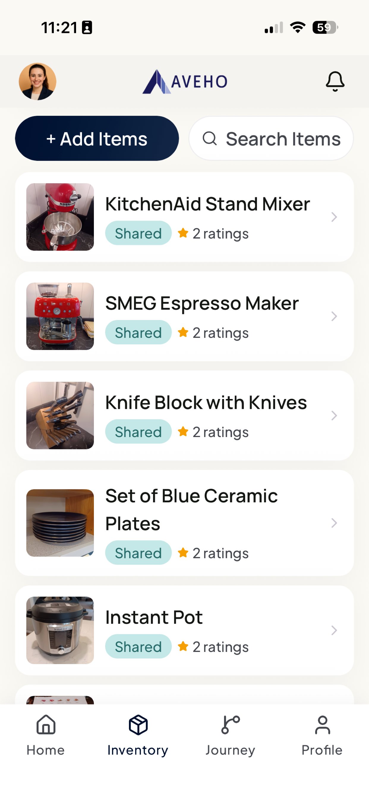 Aveho inventory list showing identified items including a KitchenAid stand mixer, SMEG espresso maker, and a knife block, each with ratings