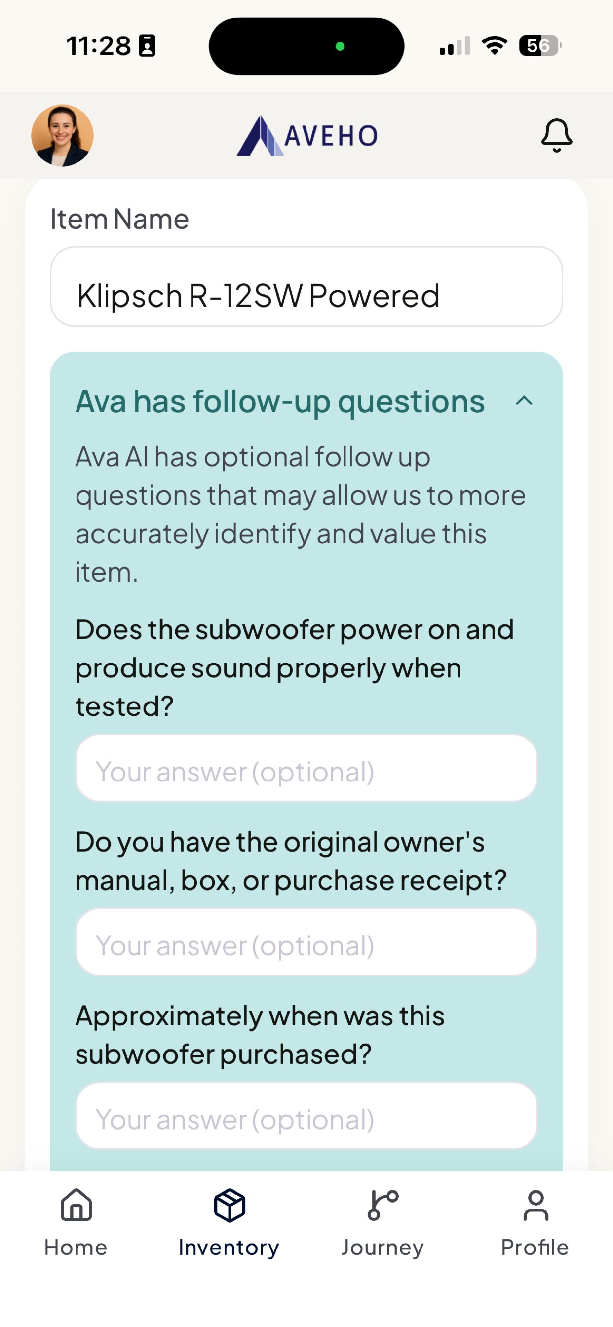 Aveho asking follow-up questions about a Klipsch powered subwoofer: whether it powers on, whether the original manual or box is available, and roughly when it was purchased